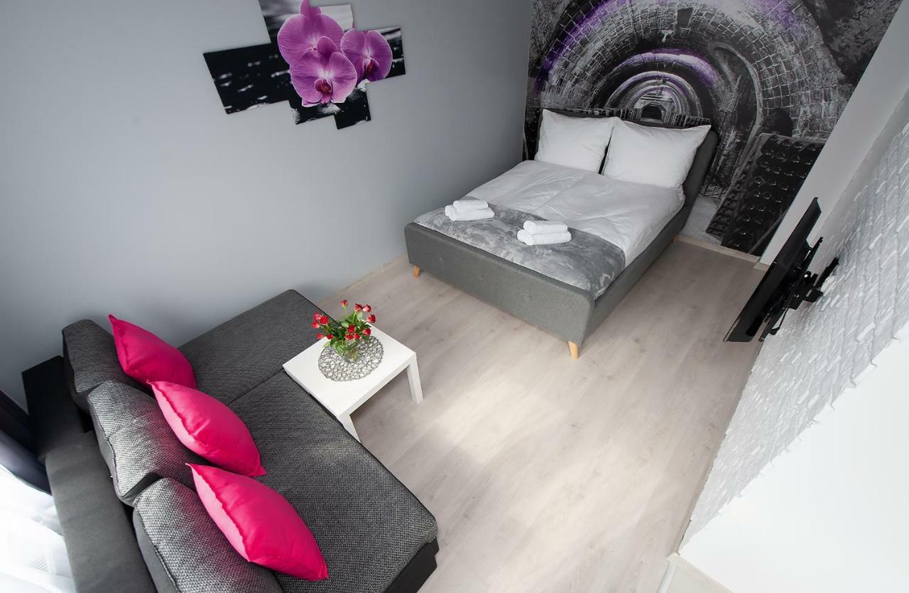 לודז' Time For You Apartments 2 מראה חיצוני תמונה
